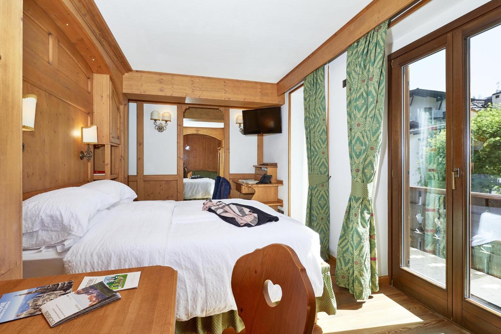 Hotel Garni Dello Sportivo Madonna Kültér fotó